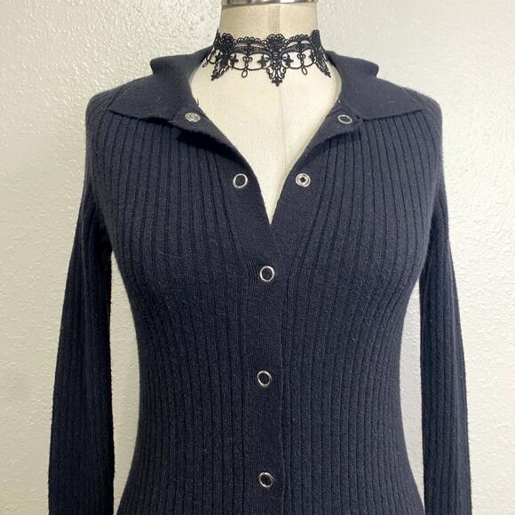 Y2K Collared Knit Button Down Sweater Grunge Gothic Bella Swan Stretch Preppy - Picture 4 of 10